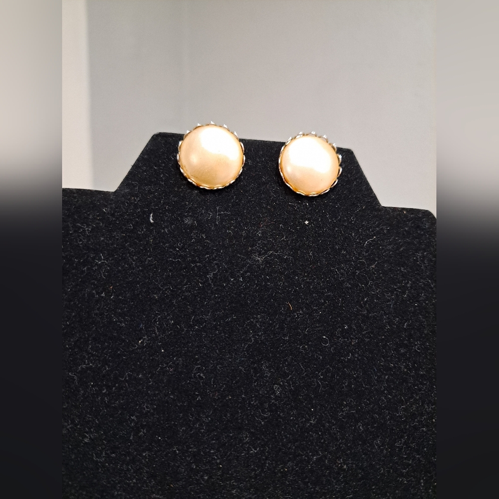 ⌛️ Clip-on Earrings 8/7